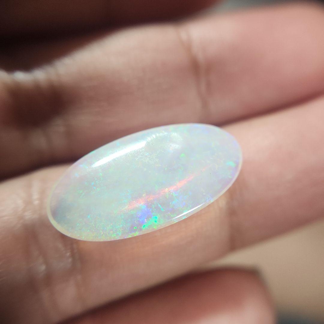 特大ギラギラ天然オパール 4.661ct