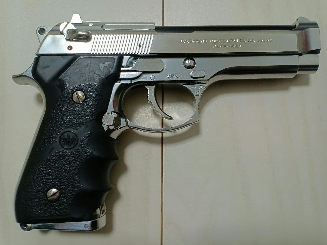 【中古品】東京マルイ 18禁 ガスガン「M92F」シルバーツートンカラー