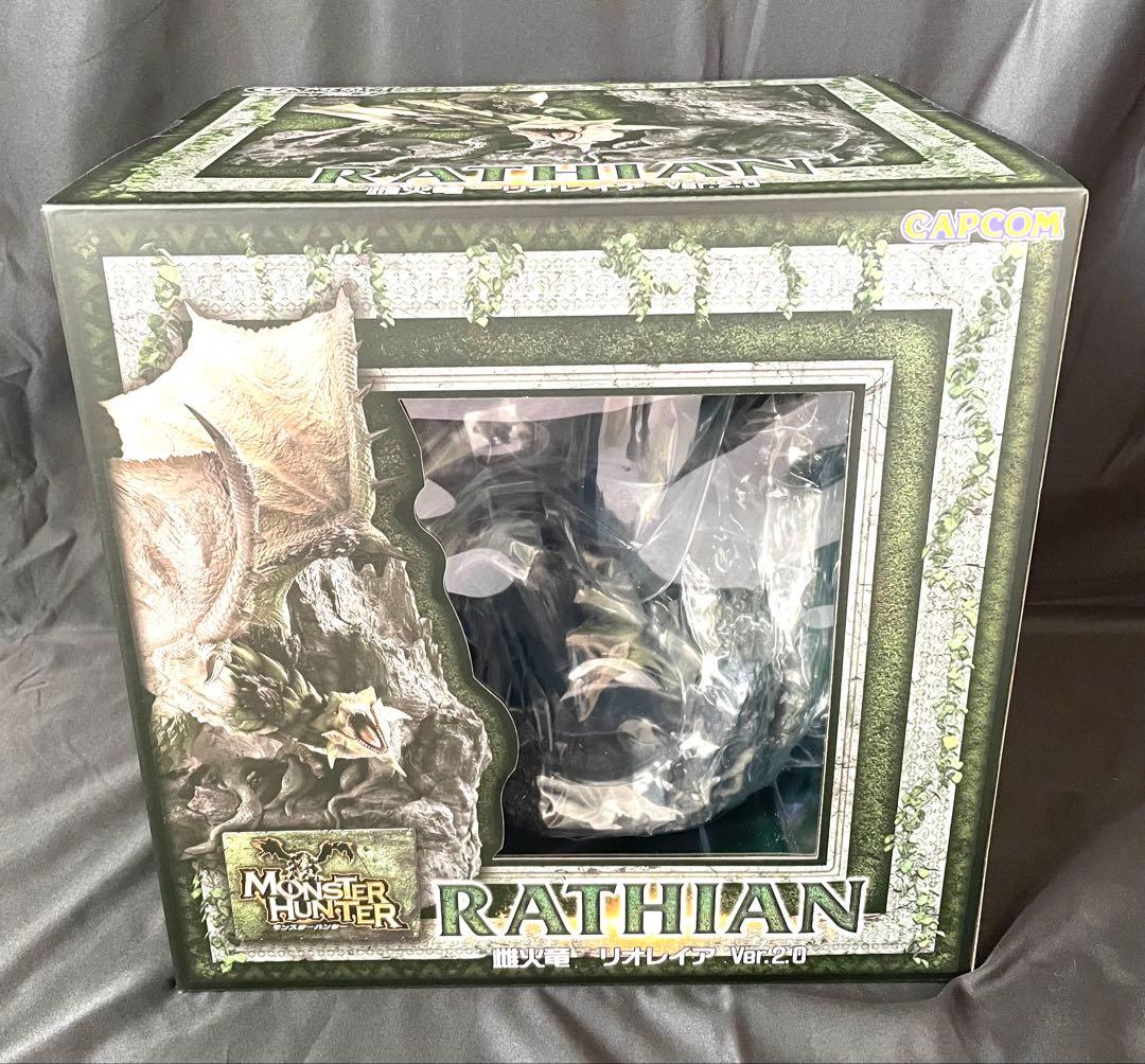 ✨(火竜)リオレウス&✨(雌火竜)リオレイア　フィギュア