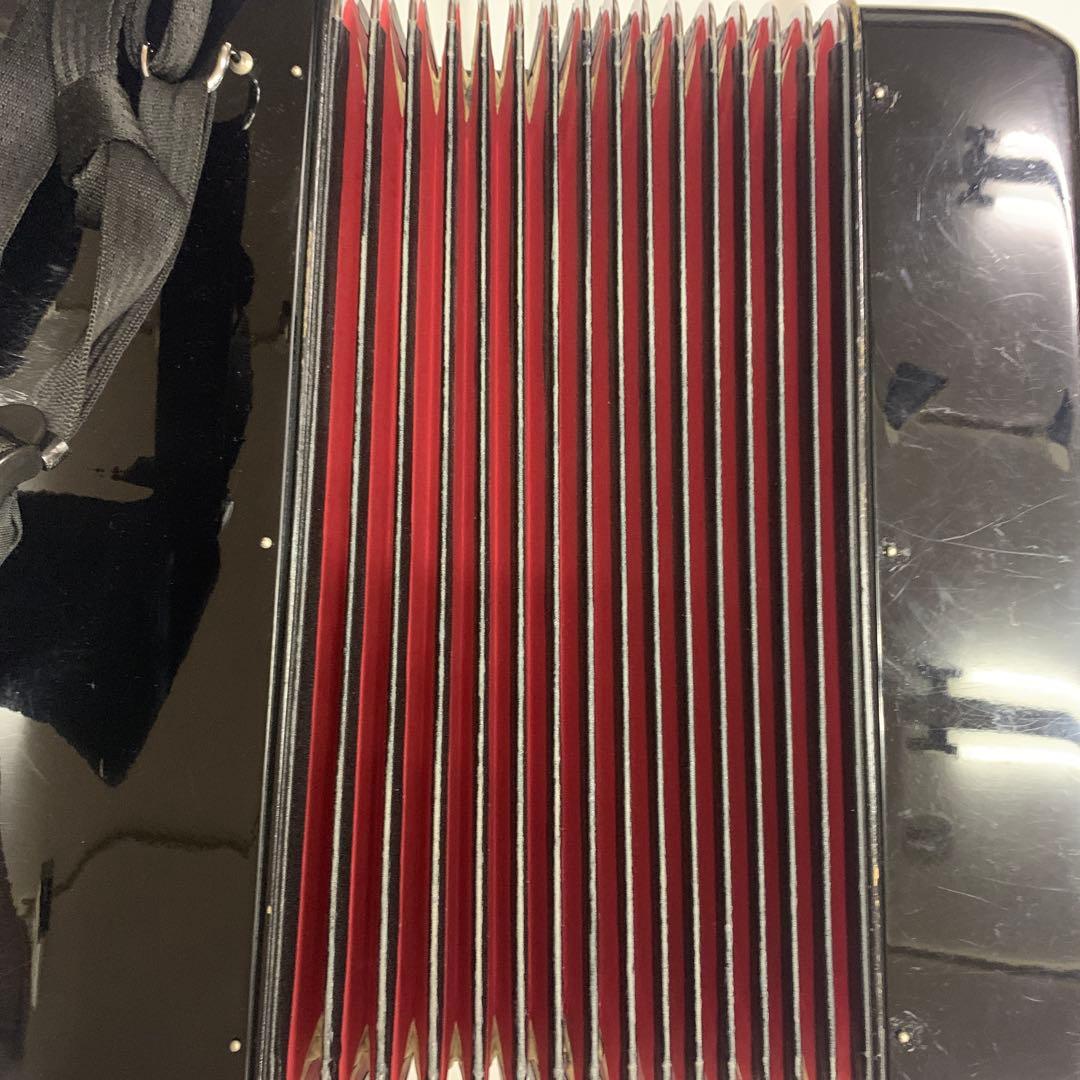 Hohner Bravo III 72 アコーディオン　 34鍵 72ベース