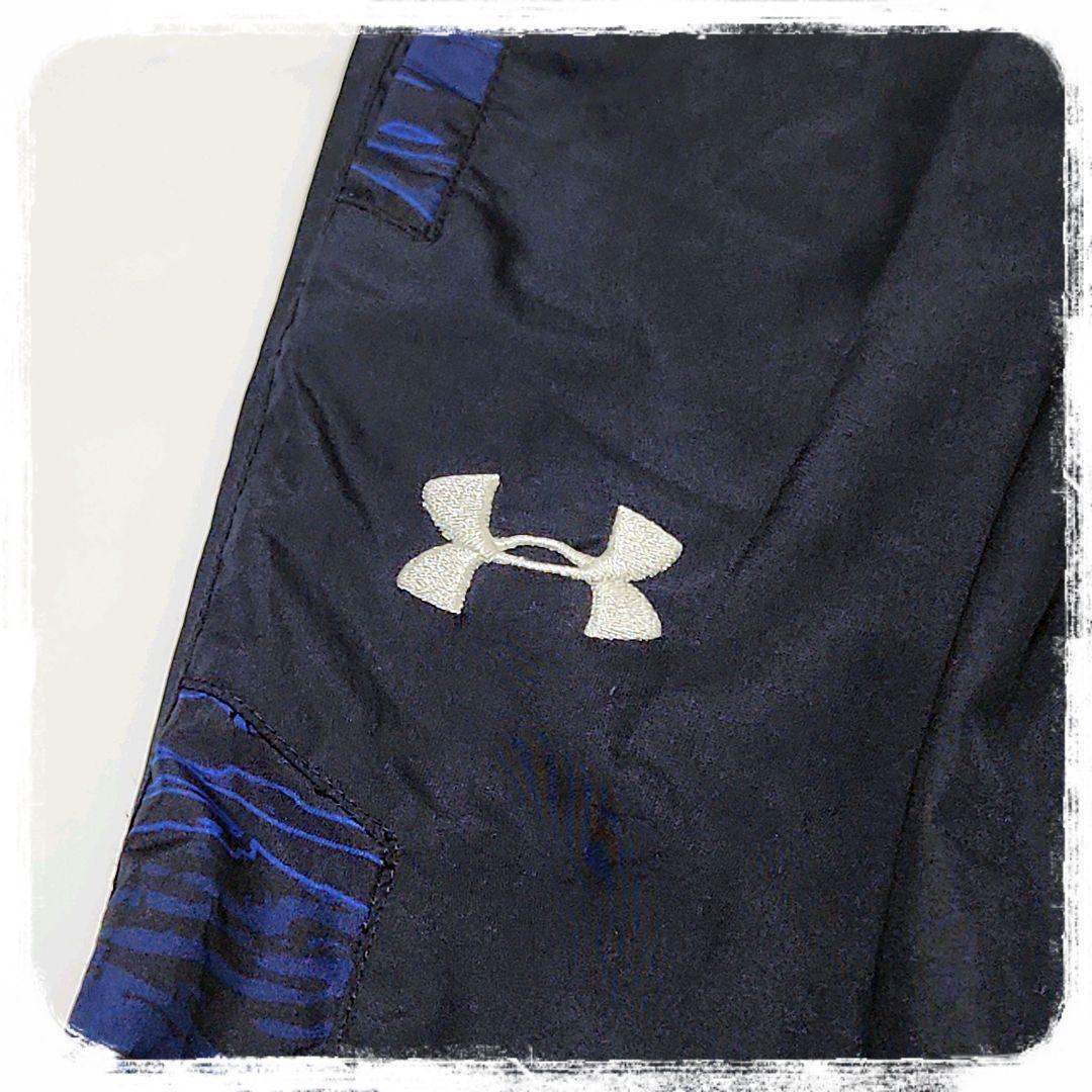 極美品✨️　ナイロンジャージ上下　ウインドブレーカー　セットアップ