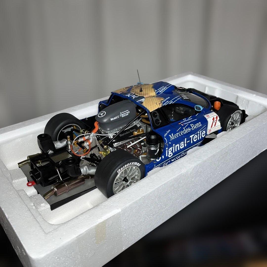 【絶版】オートアートMercedes-Benz CLK GTR 1/12スケール