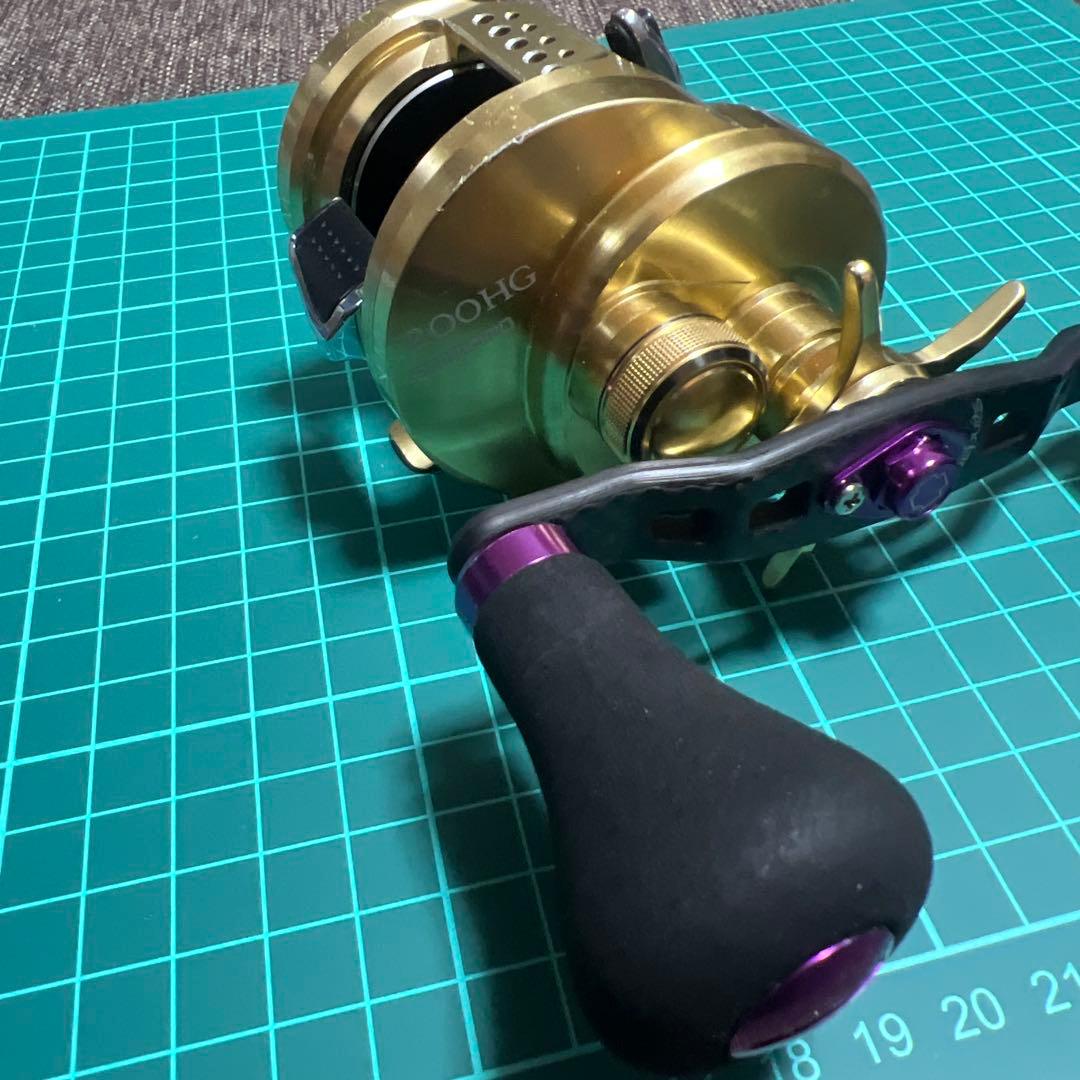 リール Shimano 15 Calcutta Conquest 200HG