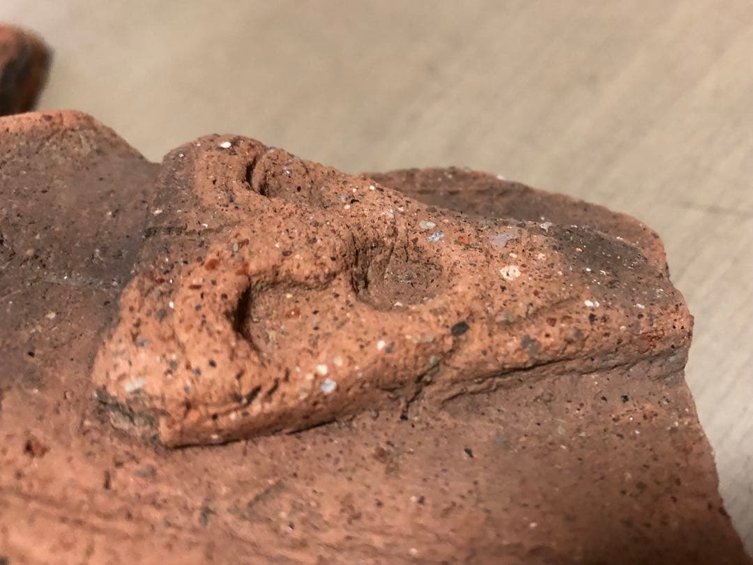 「板状土偶の破片」です。