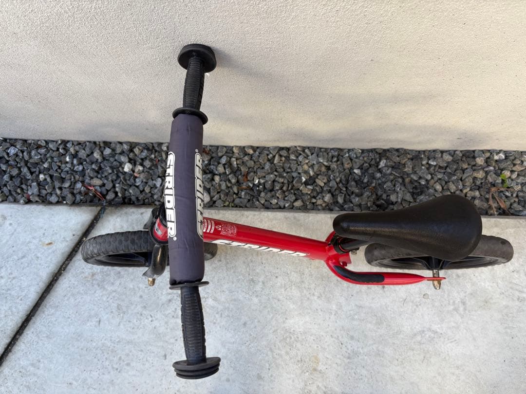 ストライダー☆車体と即乗りセット！引き取り限定（大阪府枚方市）オプション多数