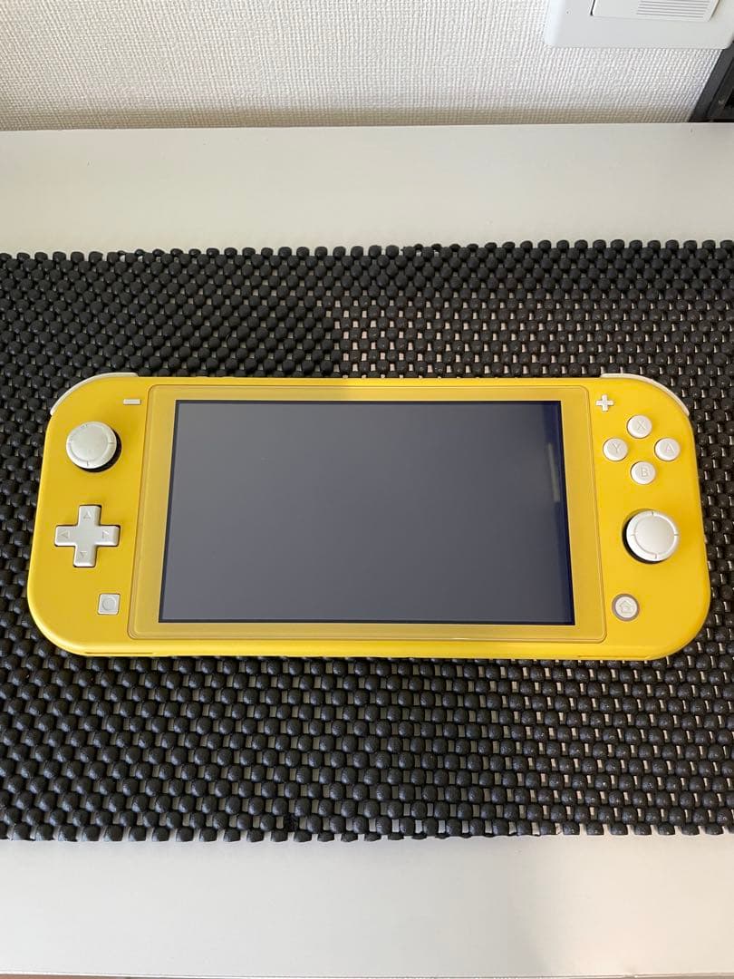 Nintendo Switch Lite イエロー　本体