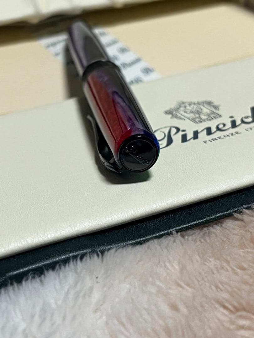 限定 新品未使用 ピナイダー ラグランデベレッツァアルコ レインボー ボールペン