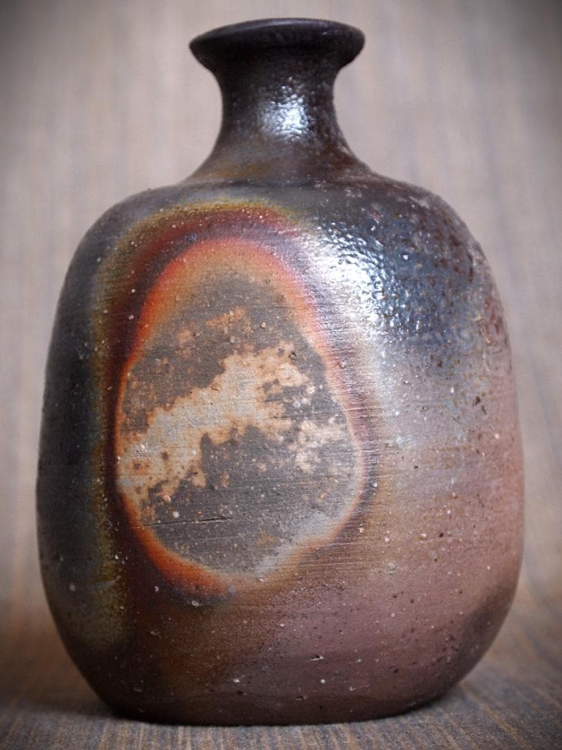 人気作家★川端文男【師：金重利右衛門】★備前《窯変》徳利★共箱