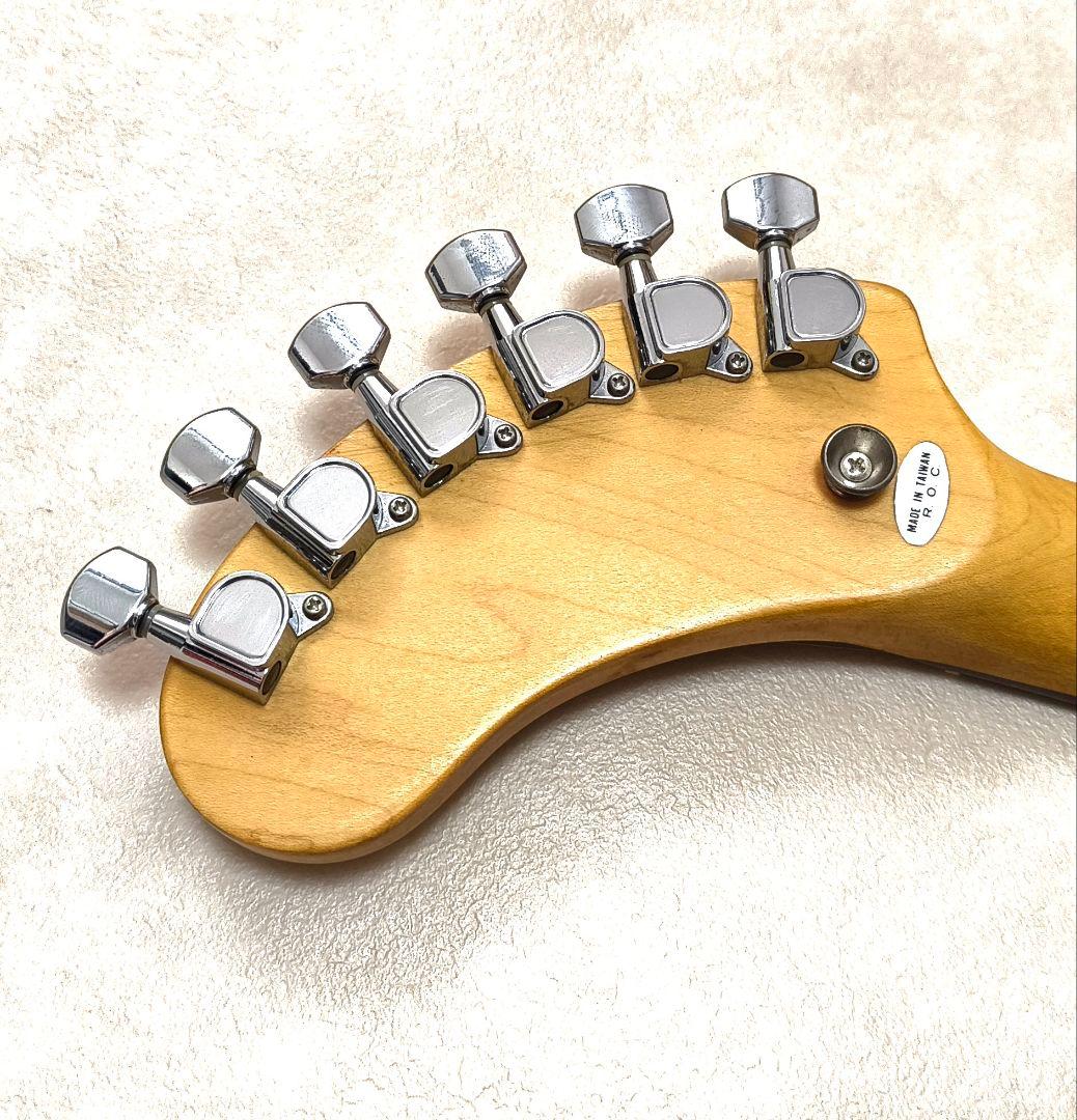 【美品】ZO-3 グレー アンプ内蔵ミニギター 専用ケース付 ぞーさん