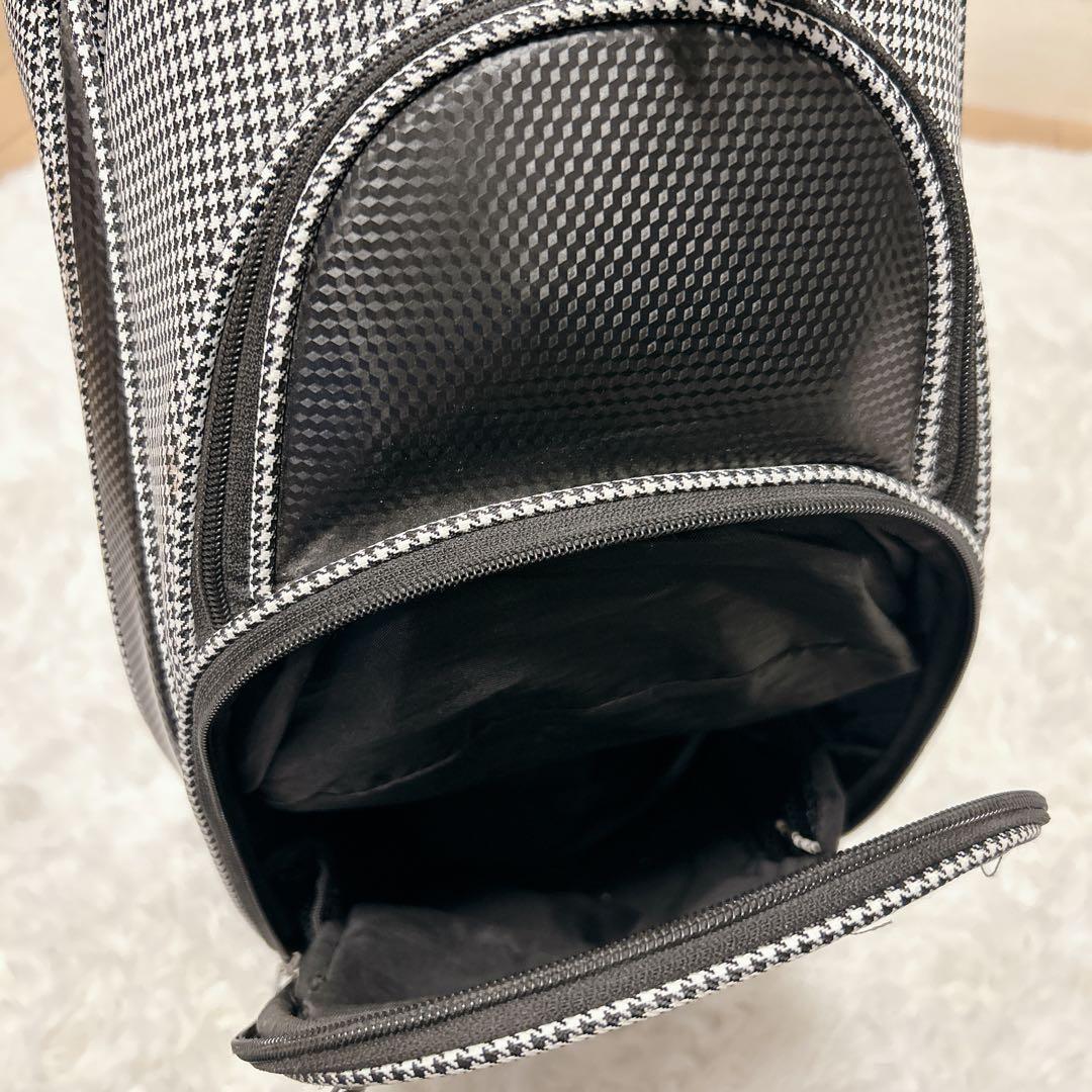 XXIOゼクシオ メンズ 大型キャディバッグ 千鳥格子柄 トラベルカバー付属