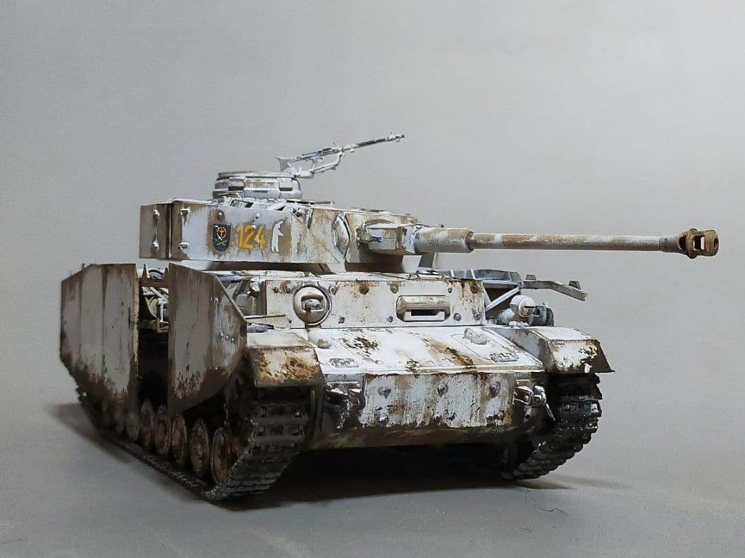 戦車模型の製作代行ページ タミヤ キングタイガー1/35
