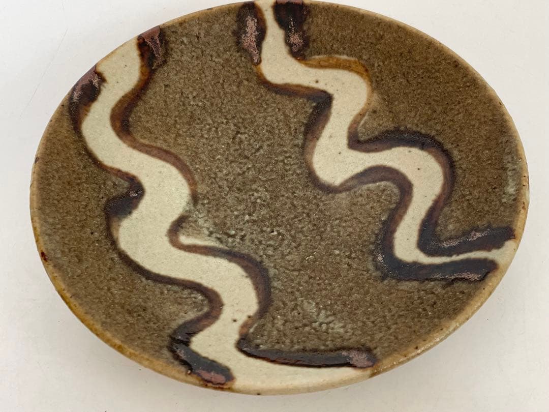 陶芸家　人間国宝　濱田庄司　浜田庄司　鉄絵　皿　丸皿　中皿　波文　共箱　民芸