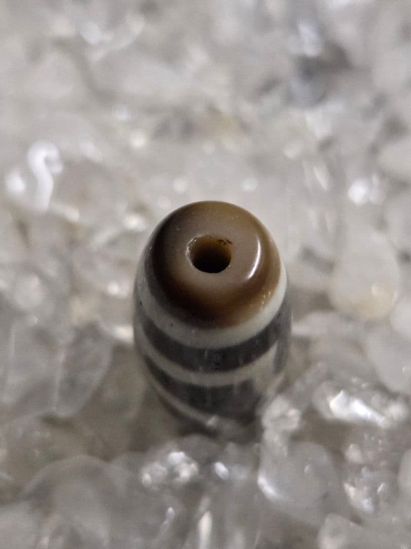 082　天珠　正統派　二眼天珠　dzibeads！