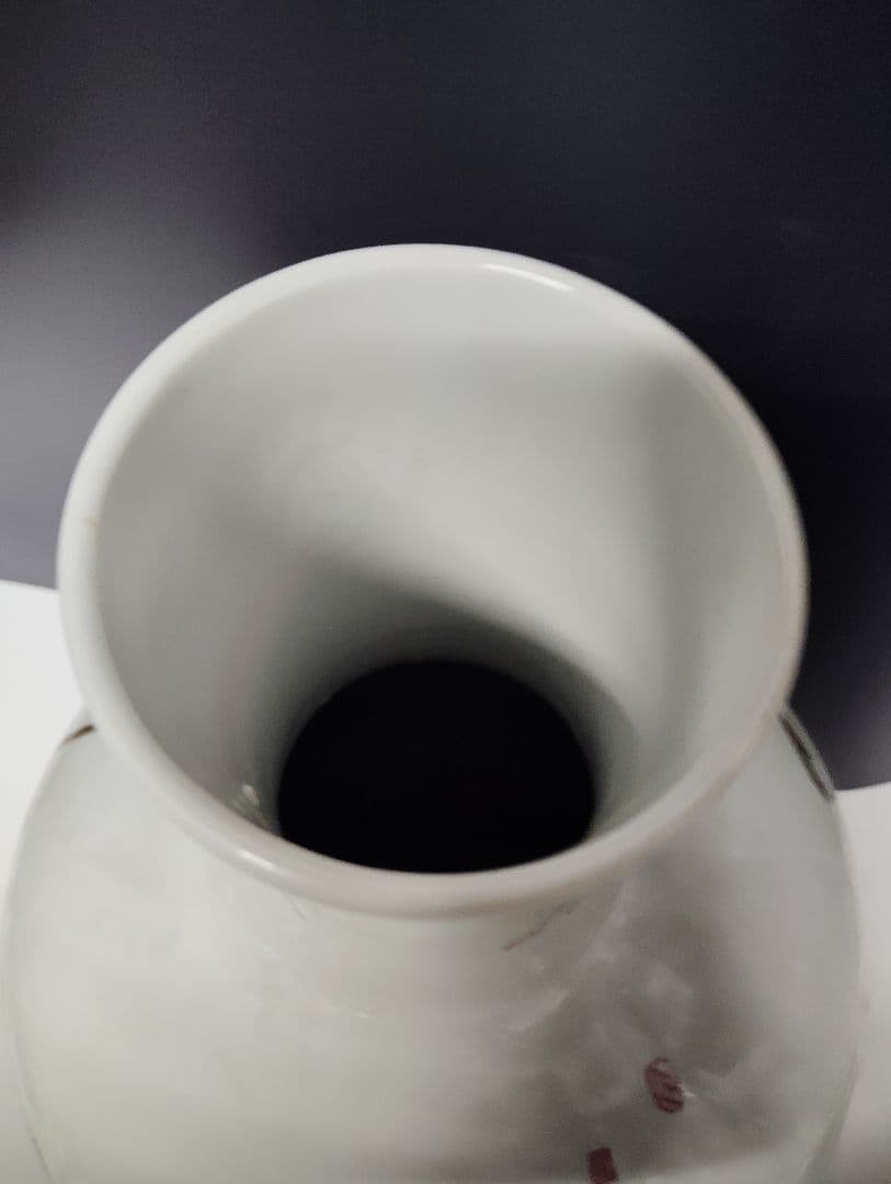 中国　景徳鎮 粉彩　三国志人物図 天球瓶