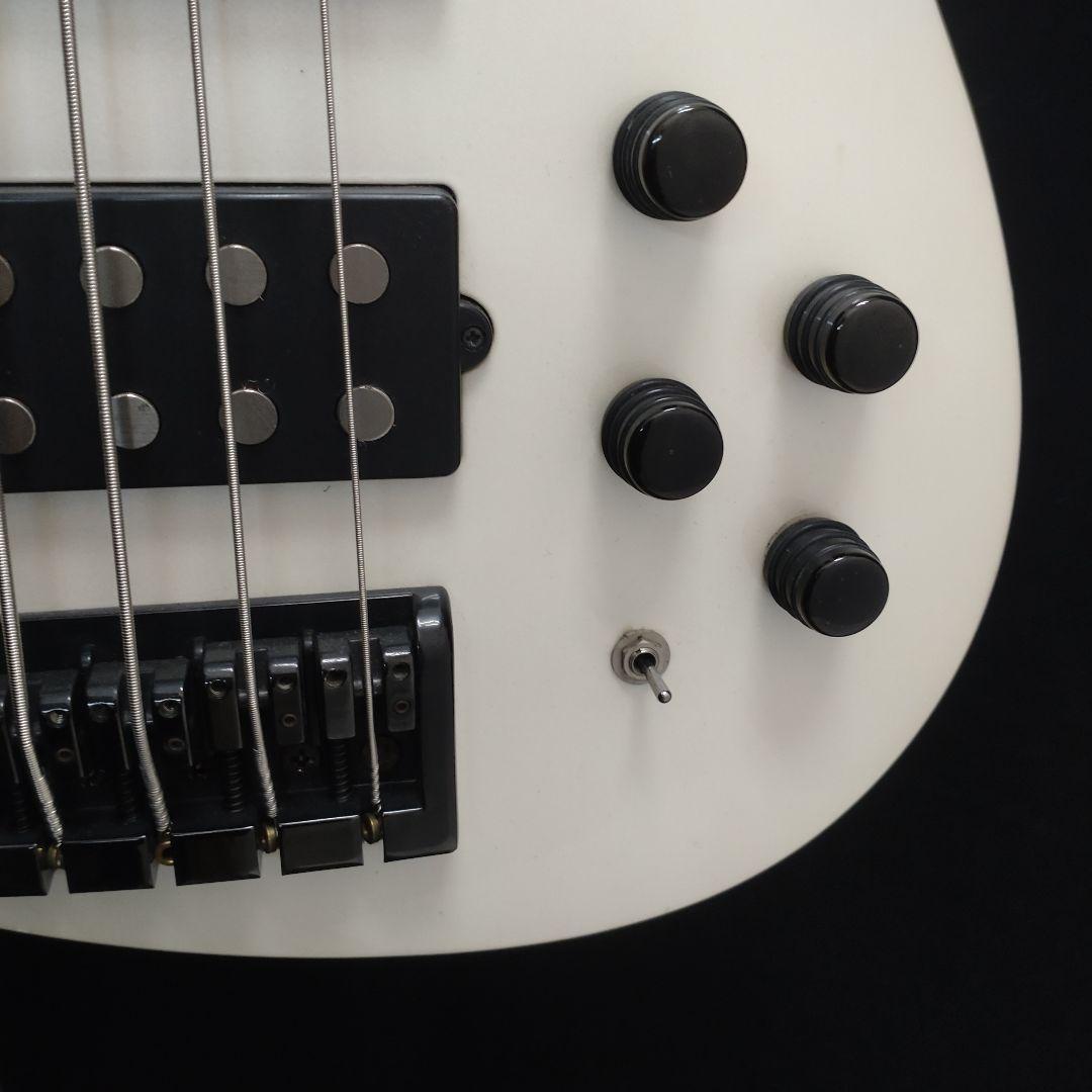 CORT C4H エレキベース