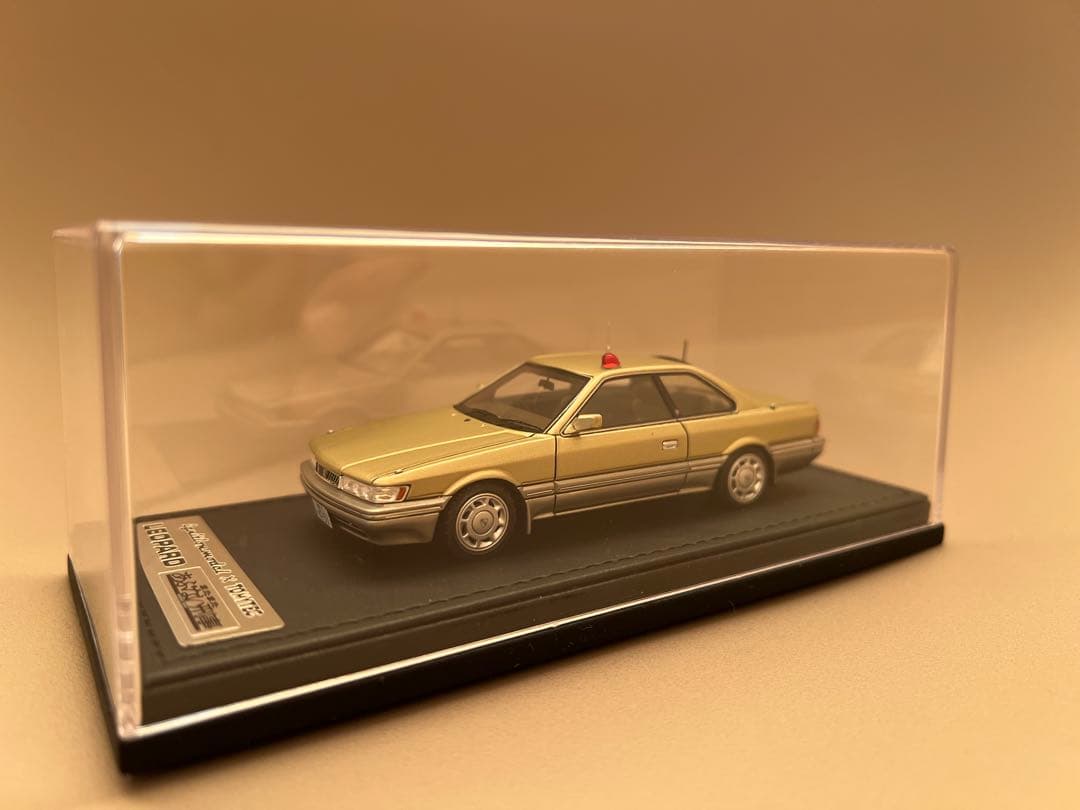 日産レパード アルティマ イグニションモデル✖️トミーテック1/43 あぶない刑事