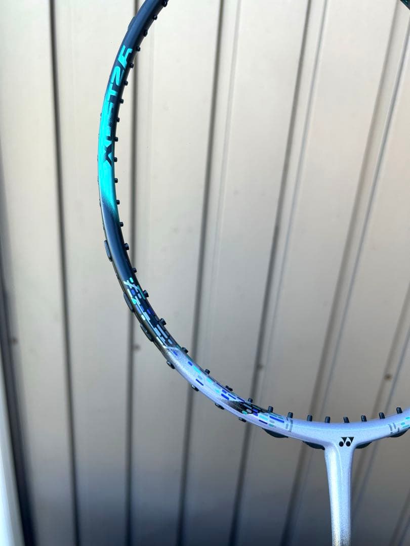 アストロクス88SプロバドミントンラケットASTROX88SPRO 4U5