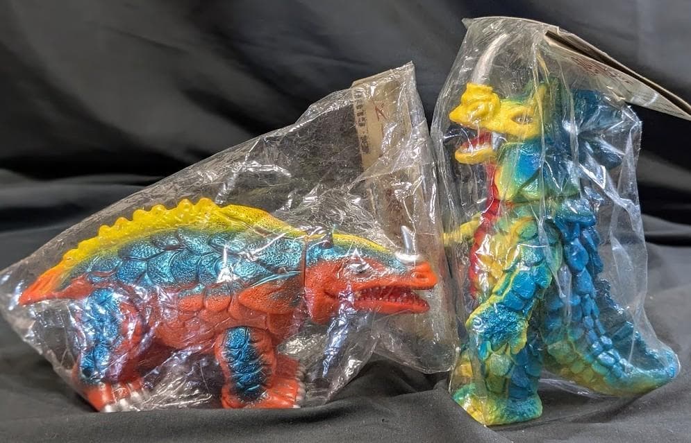 シーゴラス＆シーモンス　帰マン登場怪獣（ブルマァク復刻）ソフビ未開封２体セット