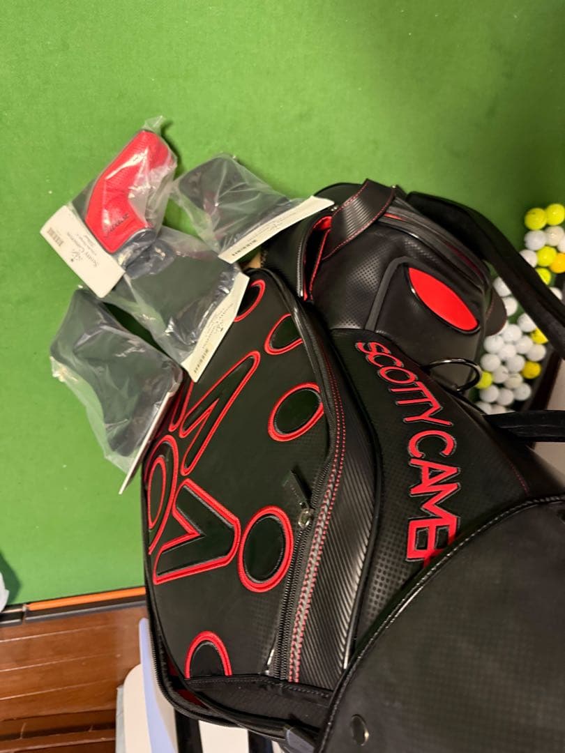 SCOTTY CAMERON キャディバッグ 黒/赤　限定品　お値下げしました‼️