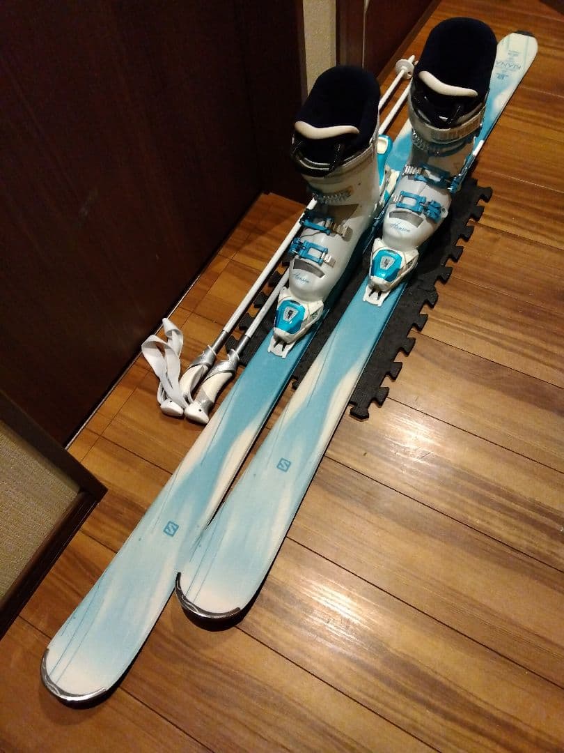 超美品【ハイエンド】SALOMON レディース スキーセット メンテ・WAX済✔