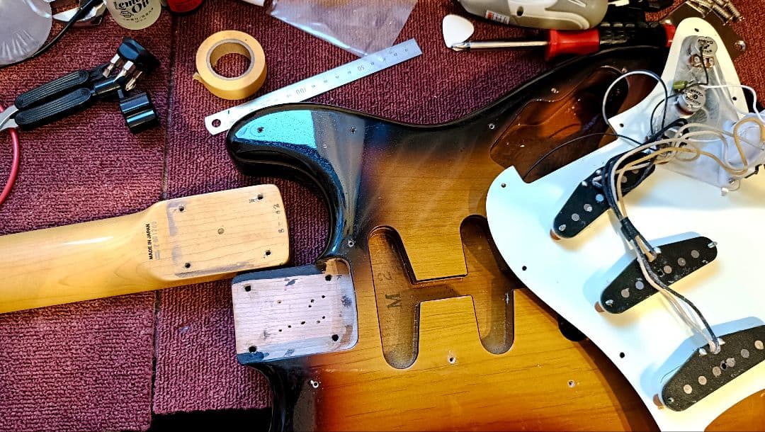 Fender Japan ストラトキャスター st62-TX 追柾目ネック