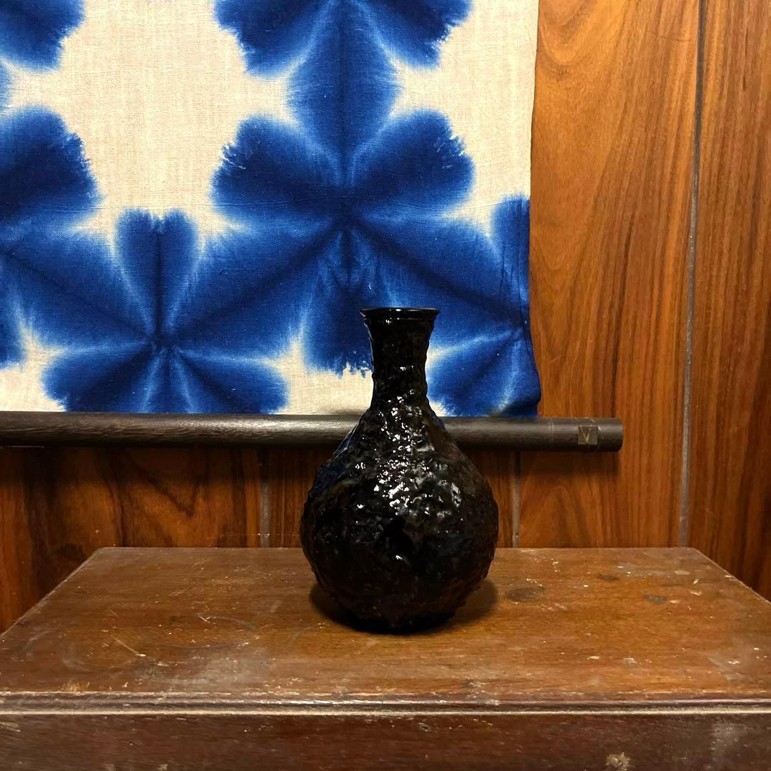 骨董　時代ガラス　プレスガラス　希少紫ガラス　渋紙　氷裂模様　凸凹プレス　花器