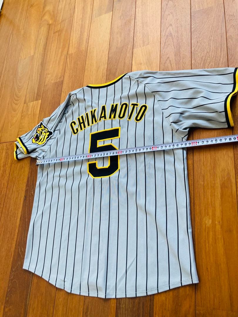 阪神タイガース 近本光司 5 ビジター ユニフォーム SSサイズ
