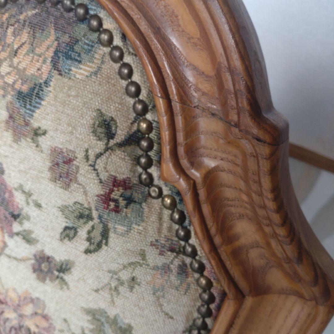 【英国アンティーク調】ダイニングチェア ゴブラン織 花柄 鋲打ち 木製　3/4