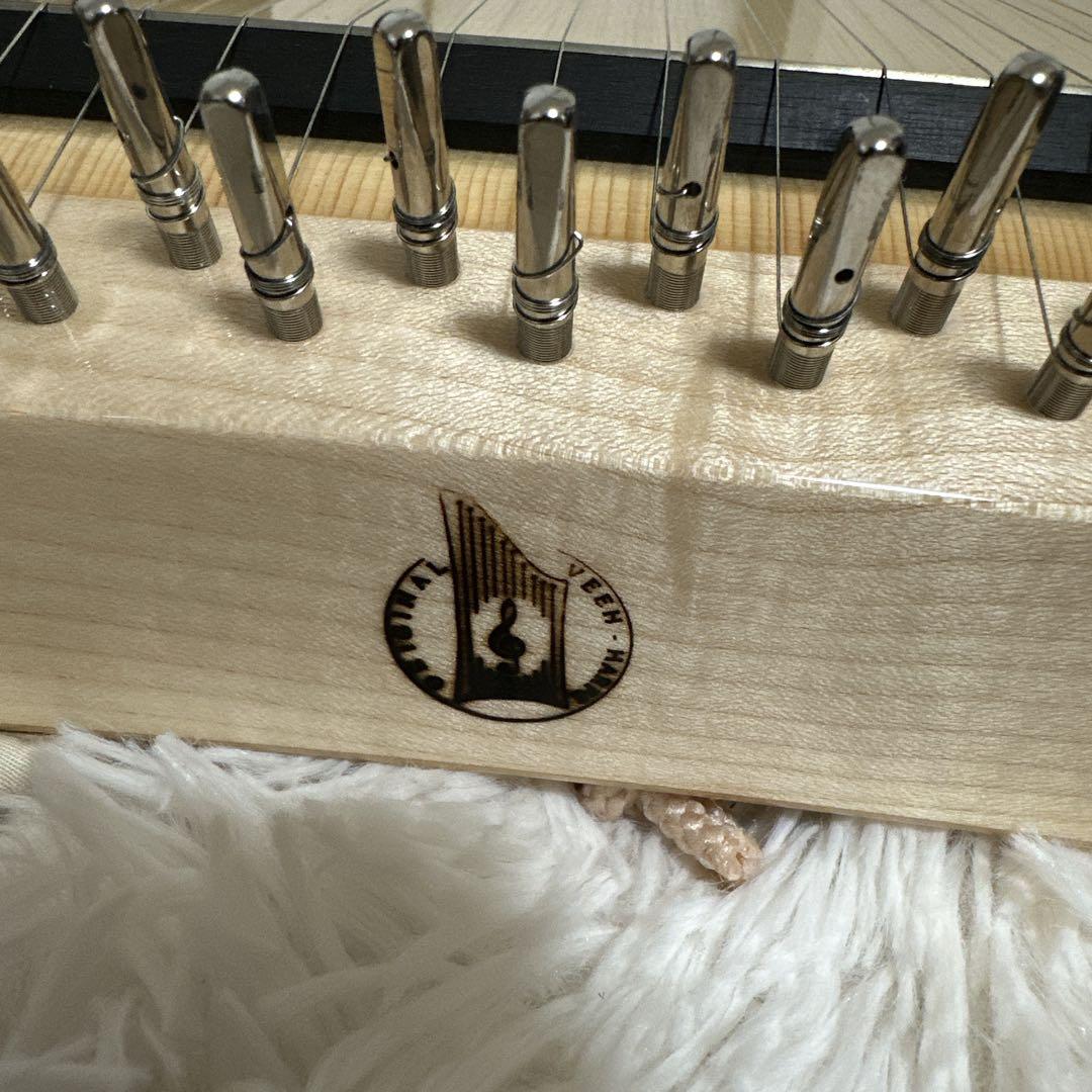 美品ヘルマンハープ ローレライシリーズ　ゴールド Mタイプ 25弦 2013年製