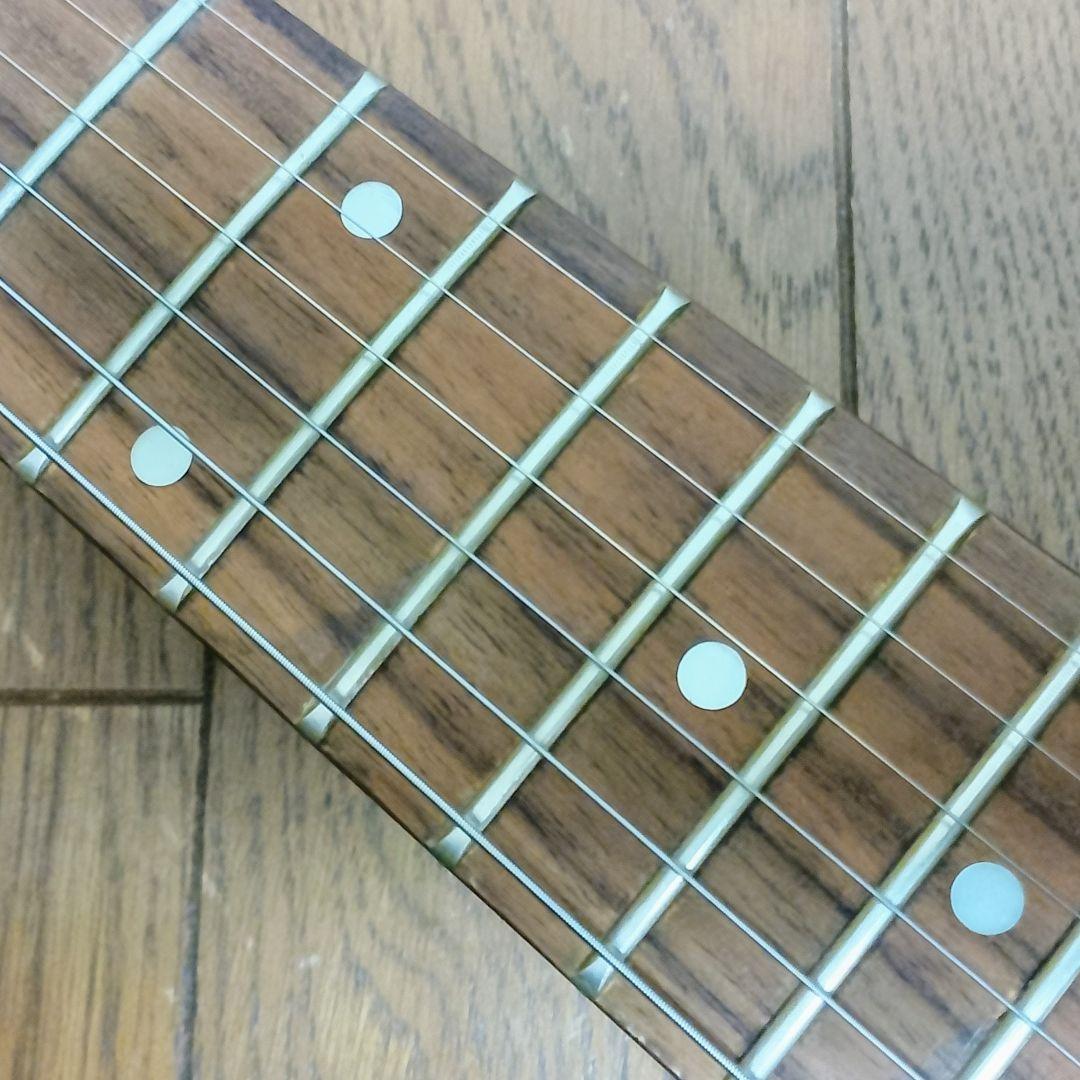 Birth　KY-01　エレキギター　トレモロユニット搭載　弦は新品に交換済み！