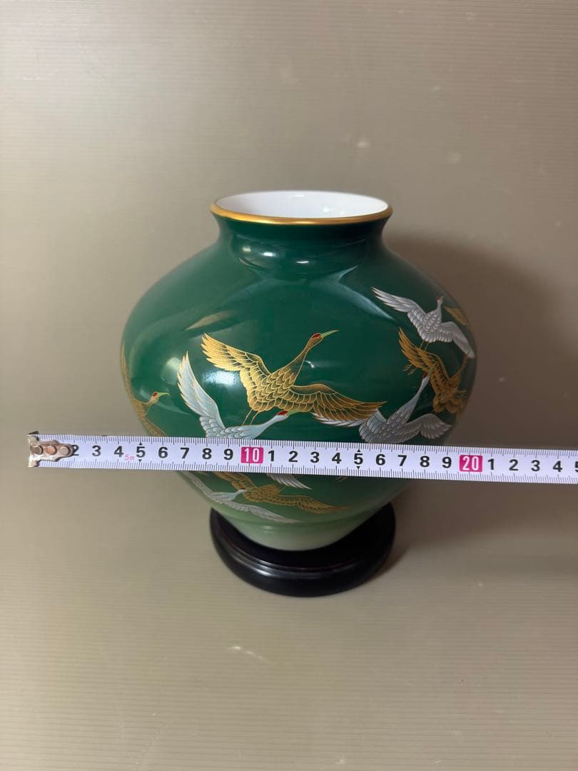 2792 香蘭社　金彩鶴文　花瓶　花台付　未使用