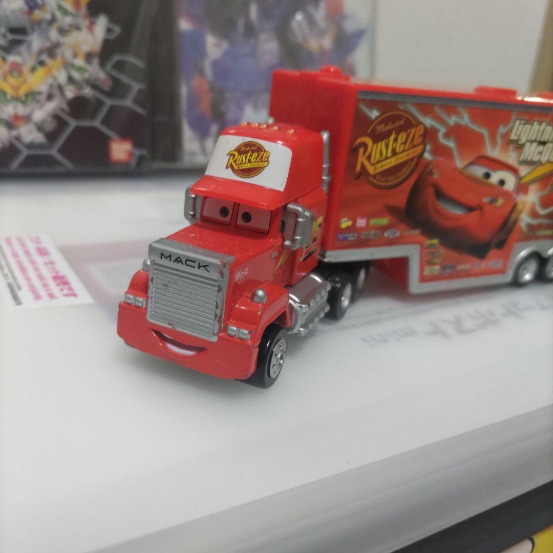 希少ディズニーピクサー2006年初期モデルカーズ ライトニングマックイーンセット