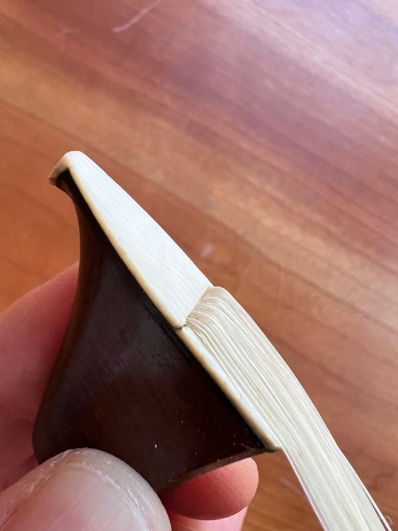 【ハードケース付】チェロ弓 F.Vincent A Lyon（角弓） 81.1g