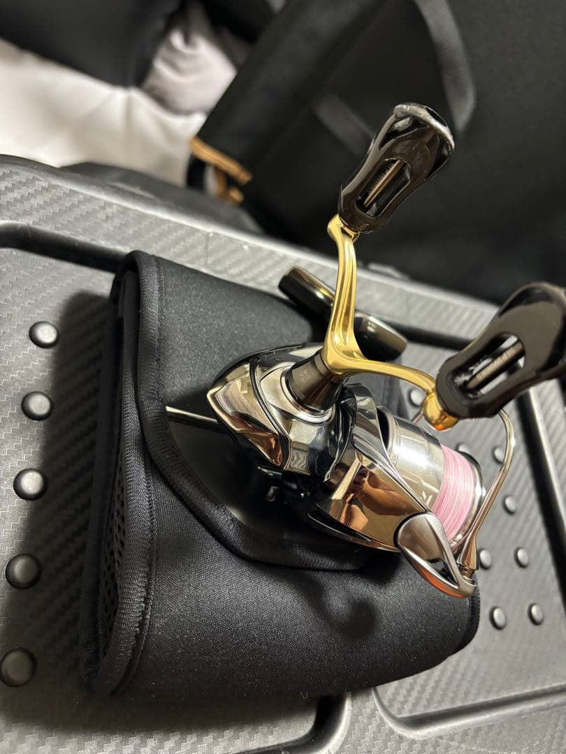 22イグジスト　DAIWA LT2000S-P 美品　VTS