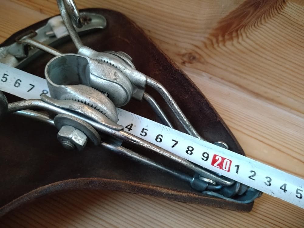 長期保管品★HENRI GAUTHIER　アンリ・ゴーチェ　革サドル