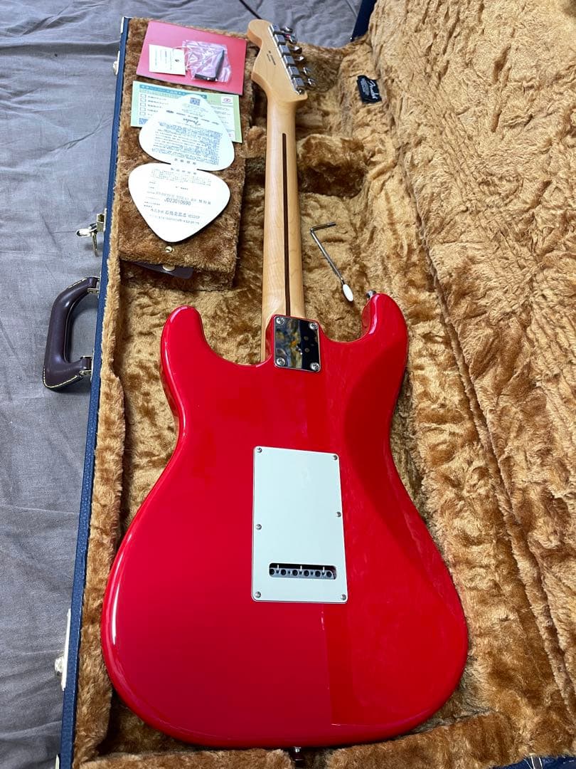 安藤 Fender Hybrid II Stratocaster