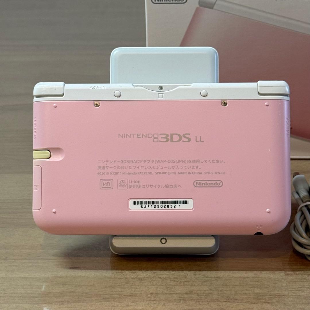 7-121 ニンテンドー3DS LL ピンク×ホワイト 箱付き