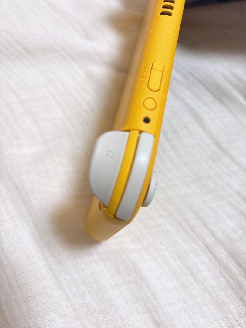 Nintendo Switch Lite イエロー 本体（箱無し）