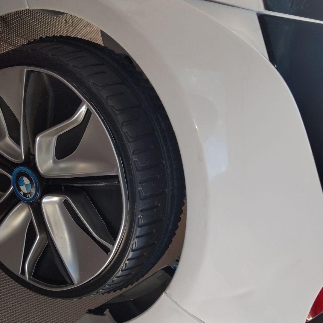 トイザらス　 i8 Concept Spyder 子供用電動自動車