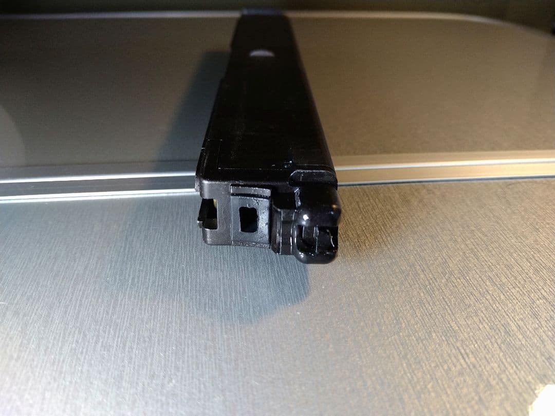 作動快調な美品！KSC M11A1 セミ・フルオートガスブロ！マガジン漏れなし！