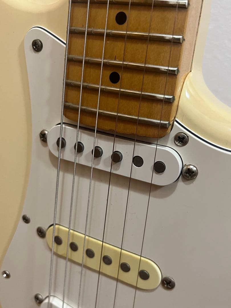 t*n様 fender japan ストラトキャスター ディマジオhs-4/hs