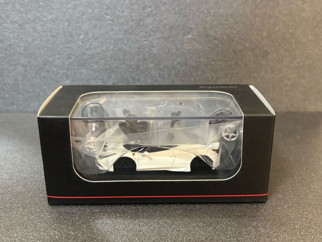 京商　1/64 フェラーリ 458スペチアーレ ホワイト ホビールート限定