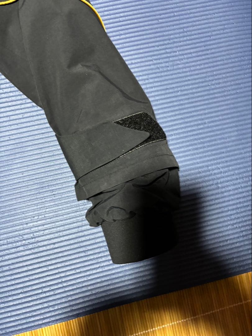 がまかつ ゴアテックス レインスーツ GM-3603 ブラック×ゴールドLサイズ