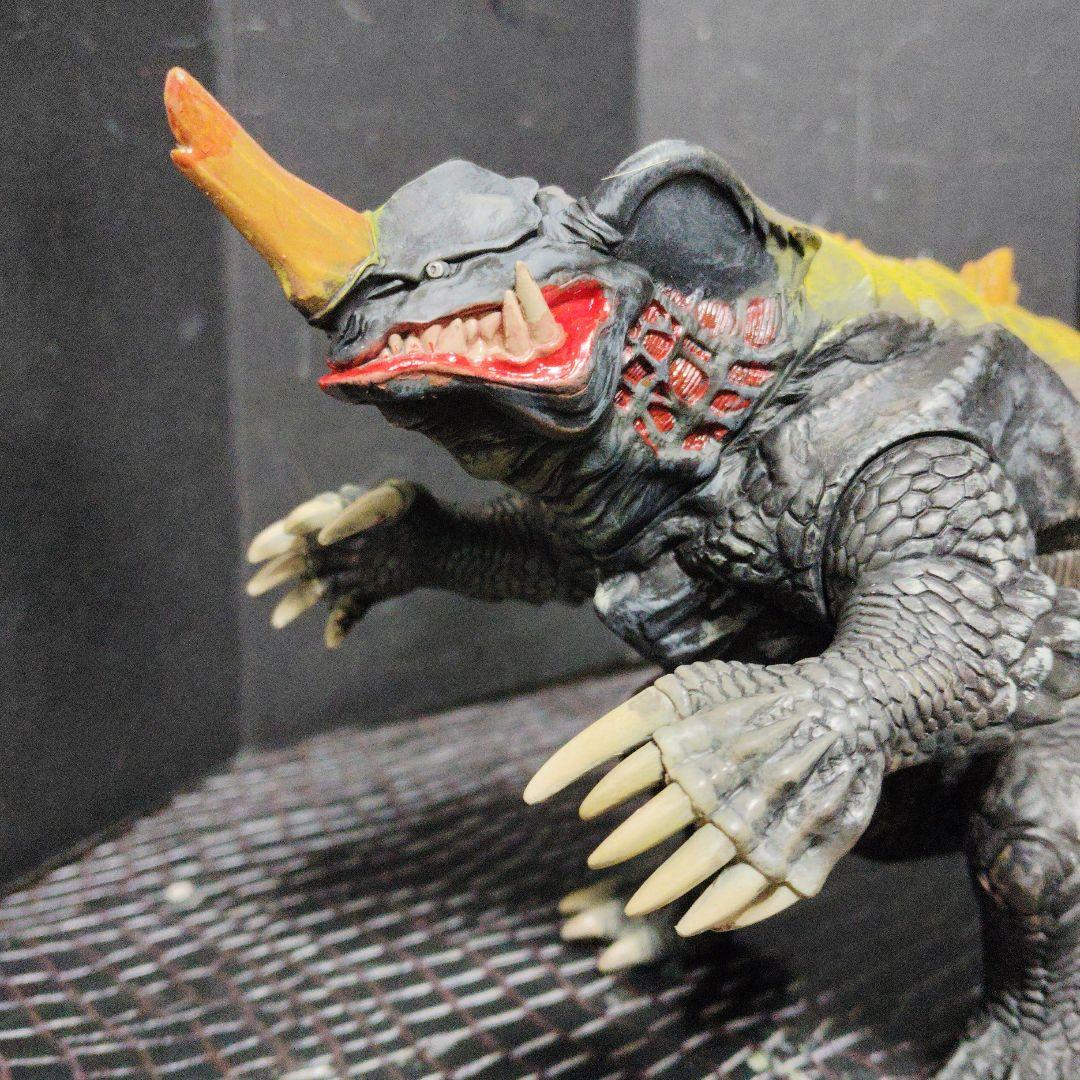 ウルトラ怪獣DXシンネロンガ.シンガボラ（ムービーモンスター）