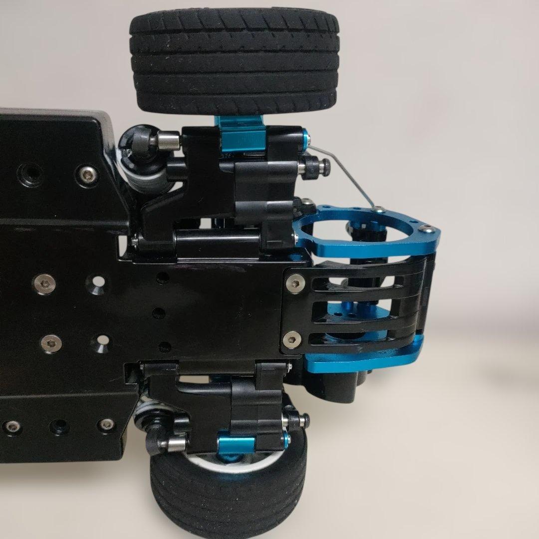 タミヤM-06PROシャーシ、オプション多数装備