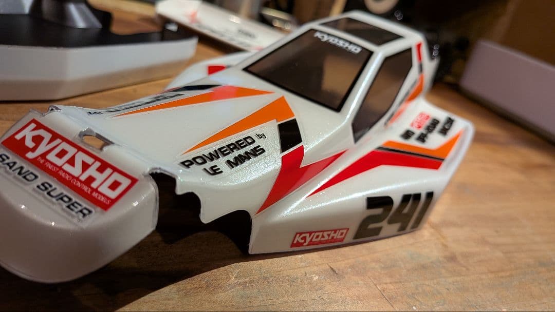 KYOSHO ターボオプティマミッドスペシャル　パール塗装ボディキット