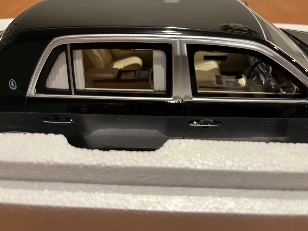 レイズ　1/18 トヨタ センチュリー 日本国内閣総理大臣専用車