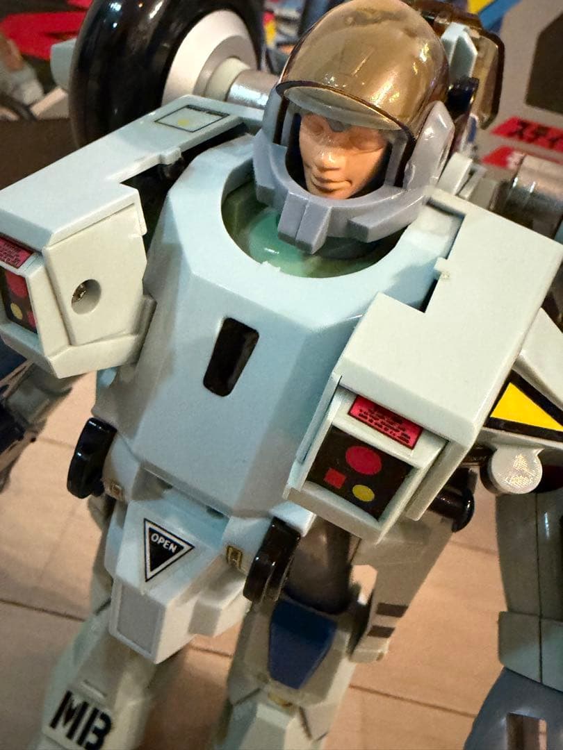 モスピーダ VR-052F 変形ロボット