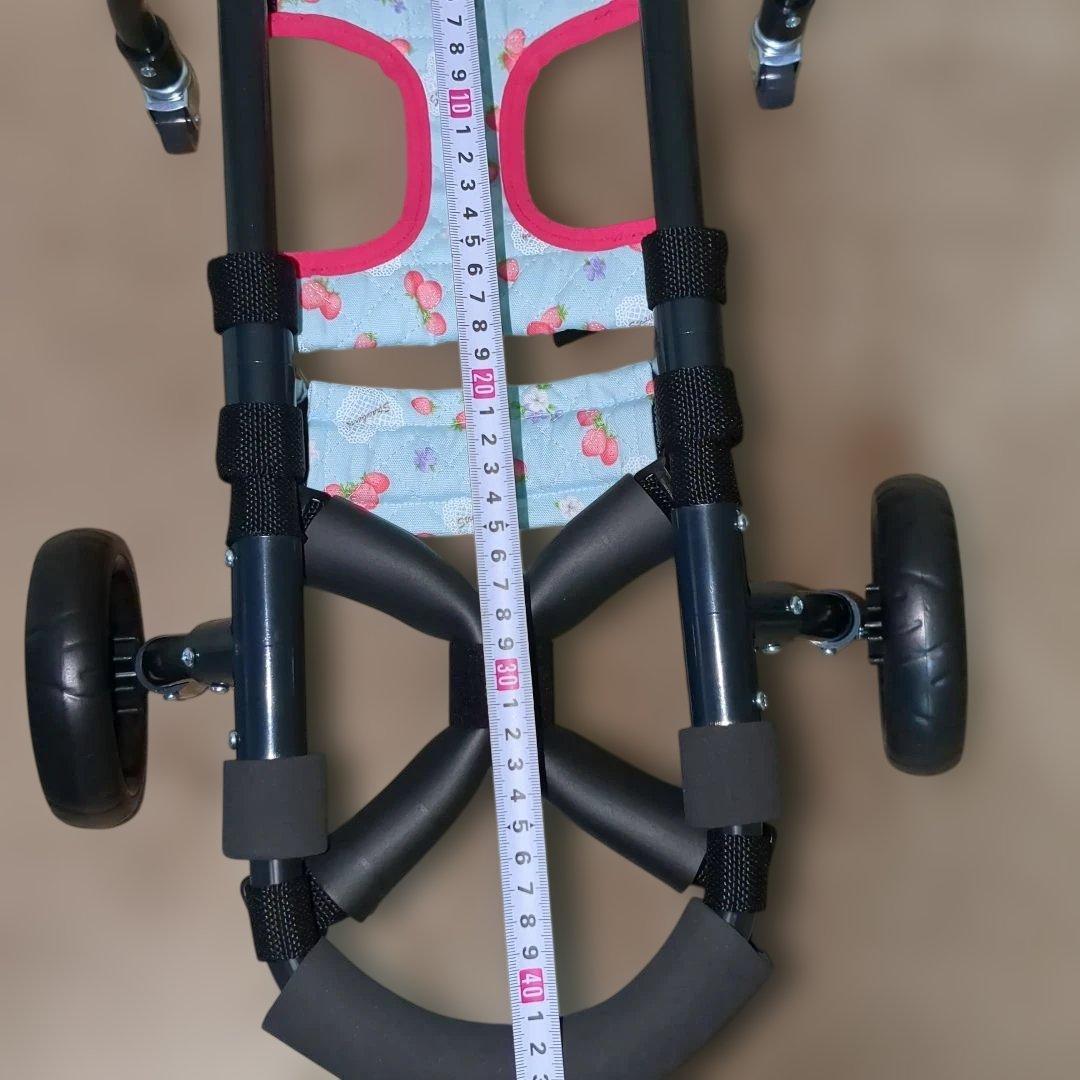 ワンちゃん4輪　リハビリ　食事補助　犬用車椅子　歩行補助　犬の歩行器