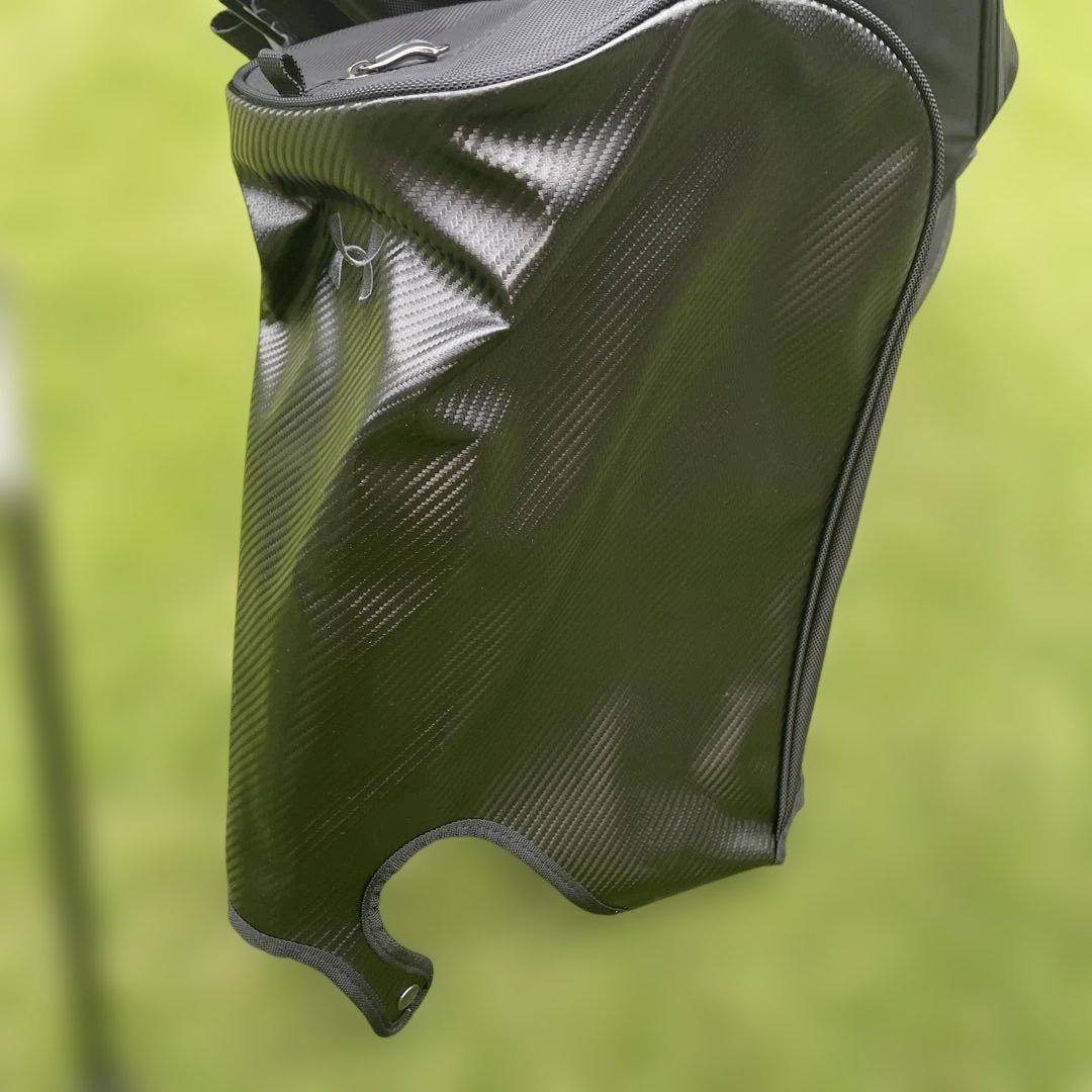 希少　アンダーアーマー　キャディーバッグ　ゴルフバッグ　ブラック